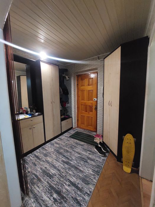 Продам 2 ком квартиру