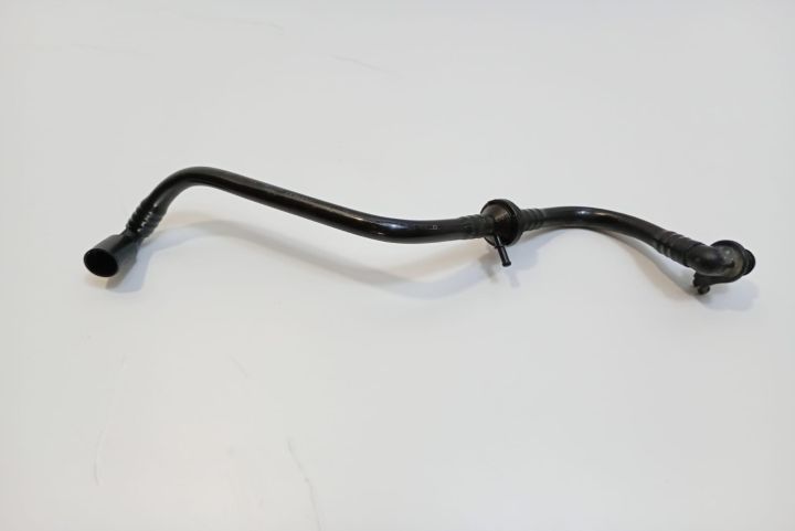 Furtun conducta vacuum 3C0612041H Volkswagen VW Passat B6