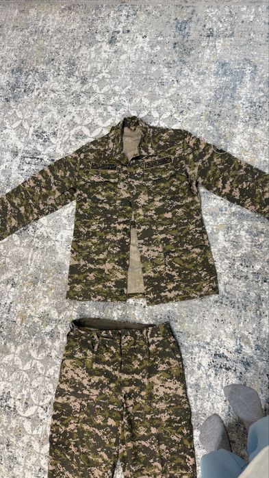 Продам военный костюм