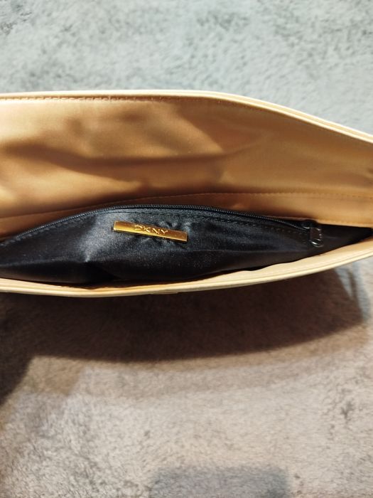 Оригинална чанта Dkny