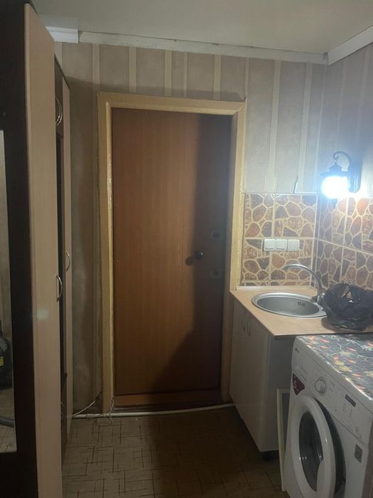 Продам большую комнату в общежитии