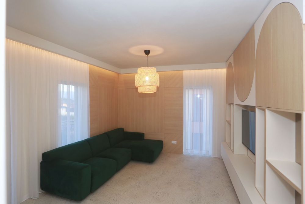 Inchiriez/ Vand in centru Selimbar langa primarie apartament nou !