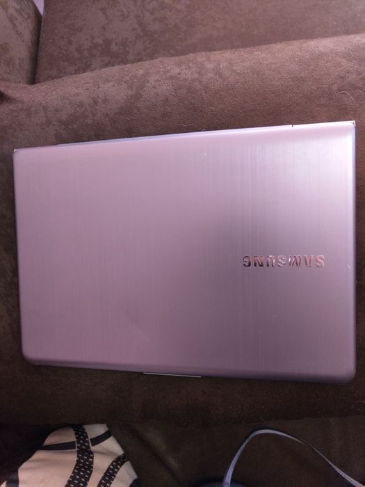 Лаптоп Samsung  в добро състояние