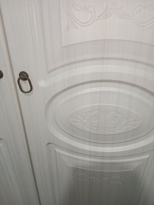 Продам шкаф в детскую