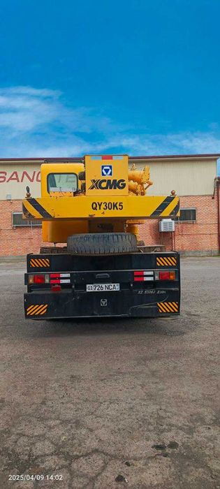 Автокран XCMG 30т