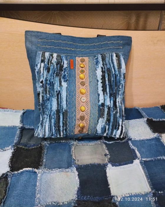 Продажа сумок,покрывал