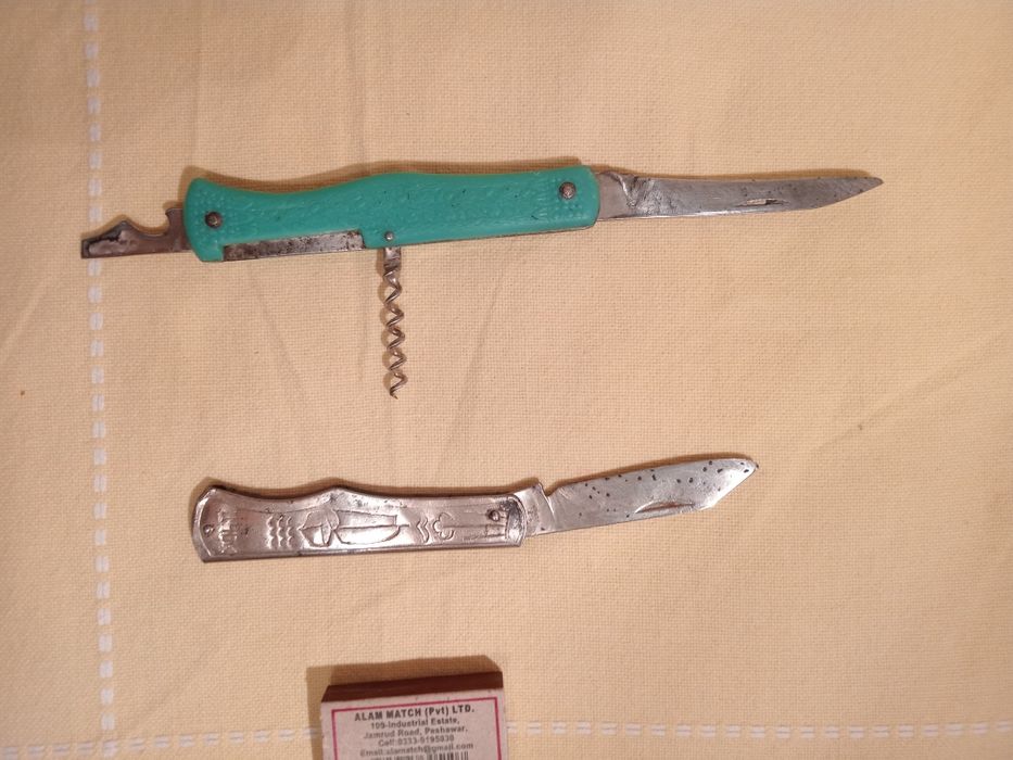 Продам перочинные ножички.