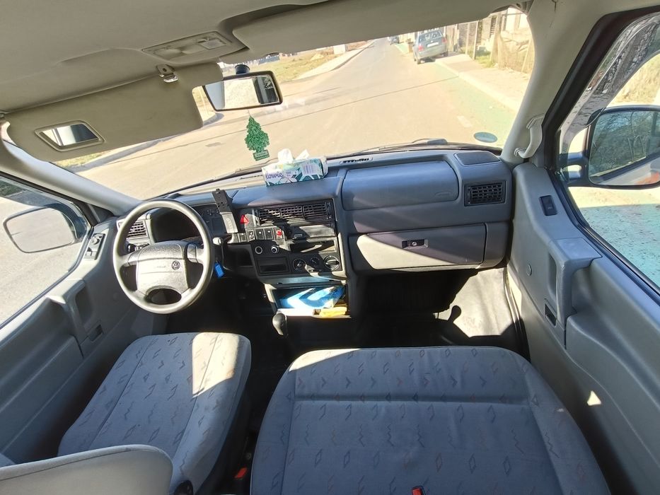 Vând Autoplatforma T4