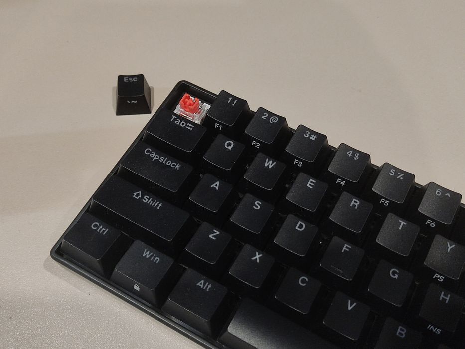 Механическая клавиатура + набор для чистки 7-в-1 (в подарок)