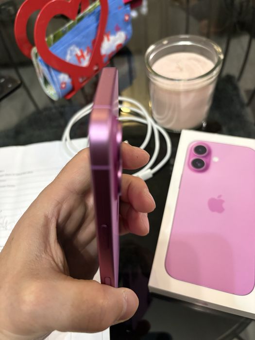 IPhone 16 Pink 128GB в гаранция