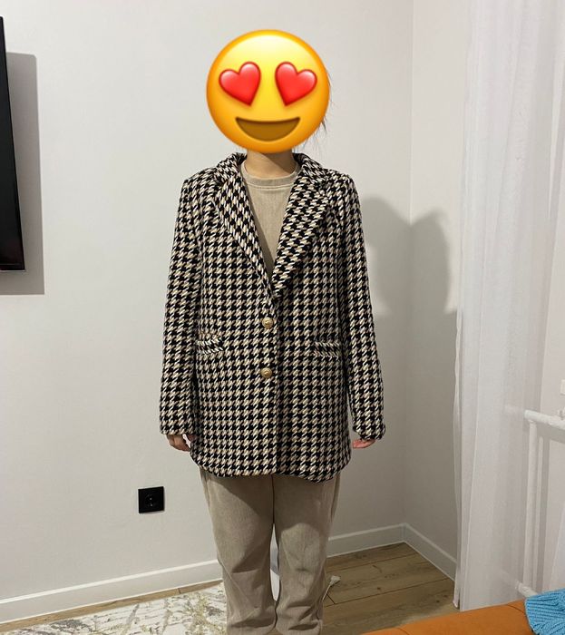 Продам пиджак теплый за 7 тыс