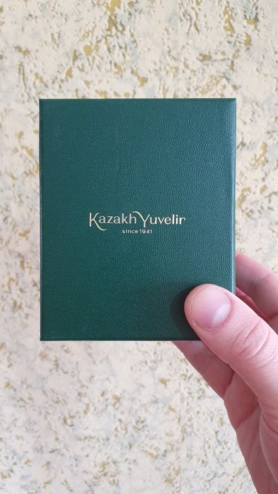 Подарочная коробка новая /