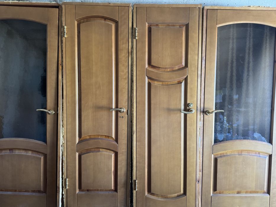 Двери Декор б/у.