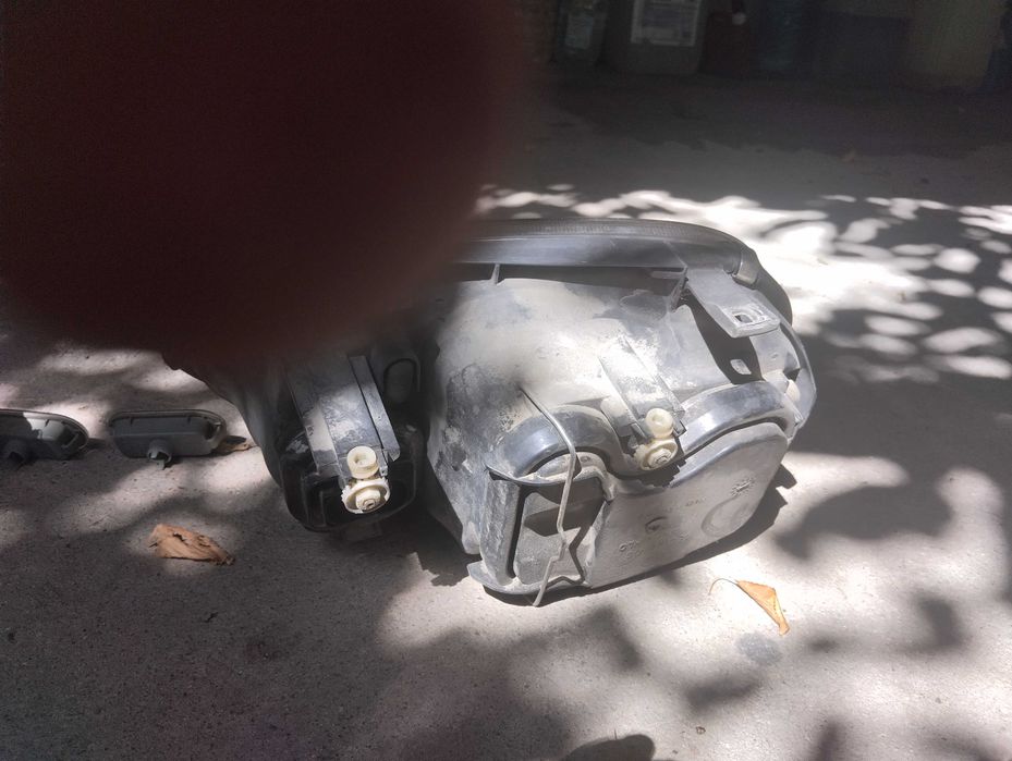 Фарове, стопове и мигачи за голф 4 комби! оригинални.