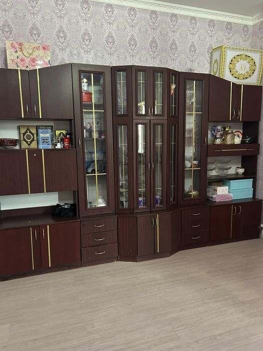 Сервант сатылады жағдайы жақсы