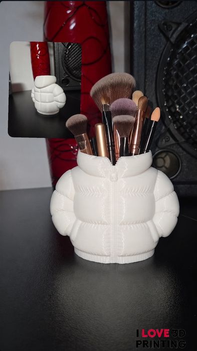 Organizatoare cosmetice imprimate 3D din PETG – suport pensule & dischete demachiante