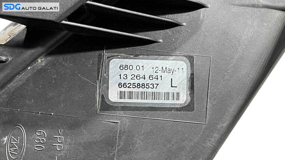 Semnalizare Stanga din Spoiler Bara Fata Opel Astra J 2009 - 2016 Cod 13264641 [L5922]
