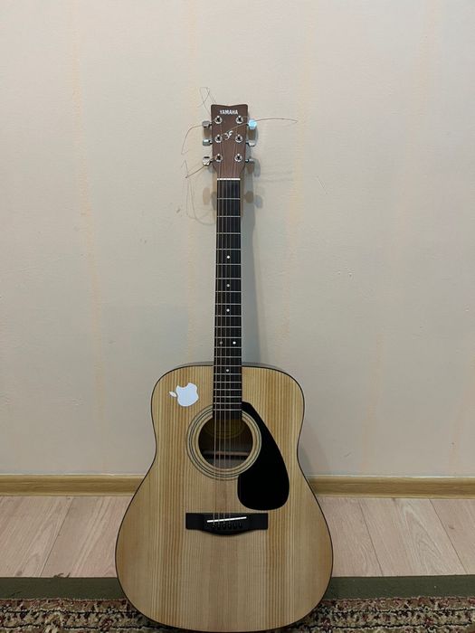 гитара Yamaha f310