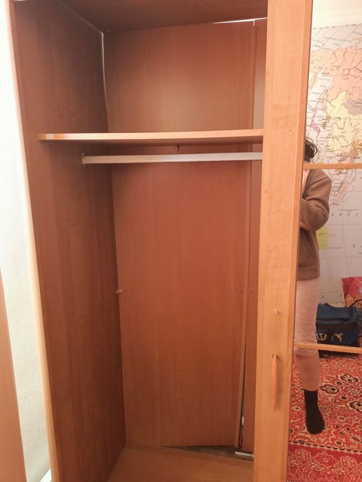 Срочно ағаш шкаф сатамын
