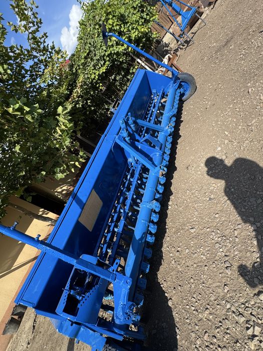 Vand semanatoare sup 29