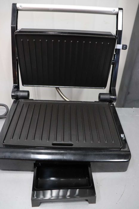 Tristar Gril de Contact 1000W GR-2854незалепващо покритие, лек дефект