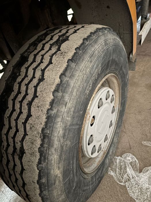 Продам шины грузовые