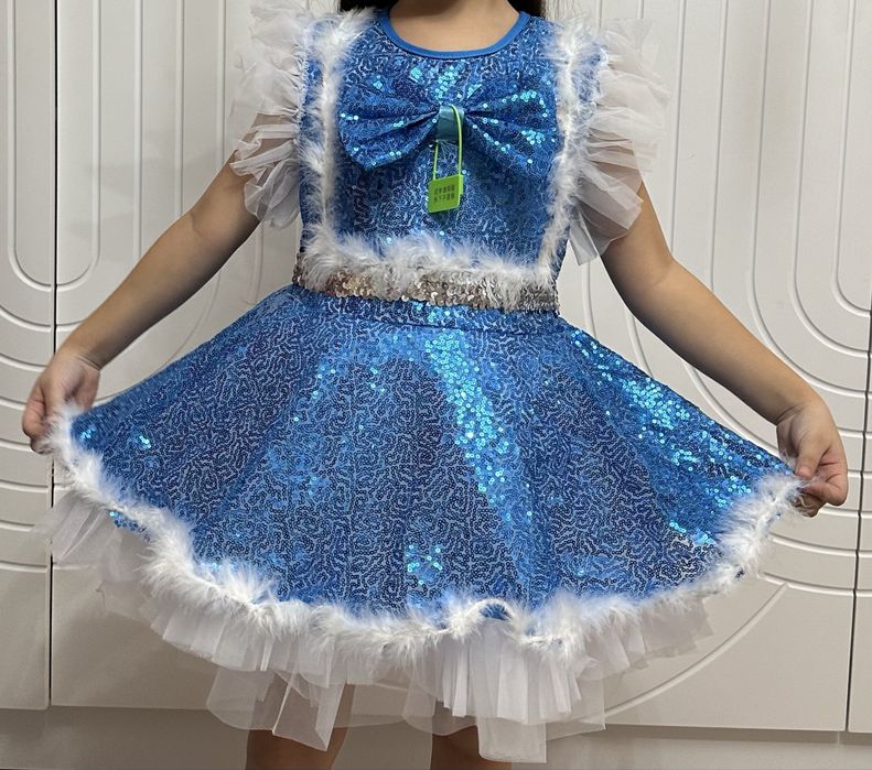 Платье детское праздничное