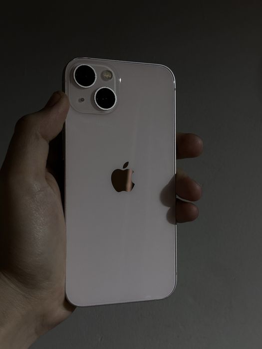iPhone 13 в отличном состояний