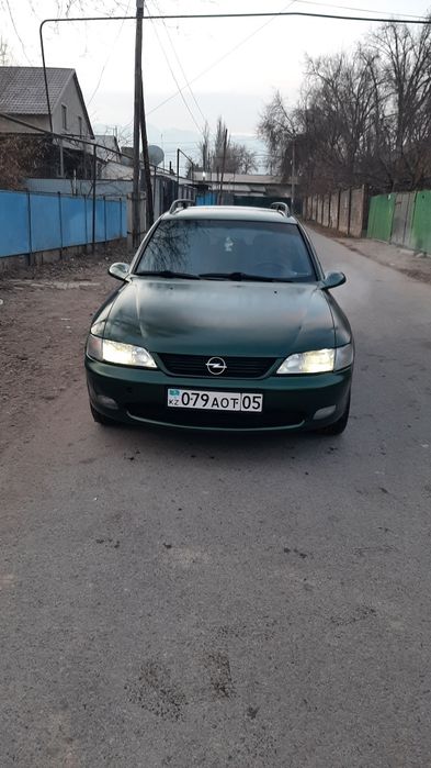 Продам Опель вектра в