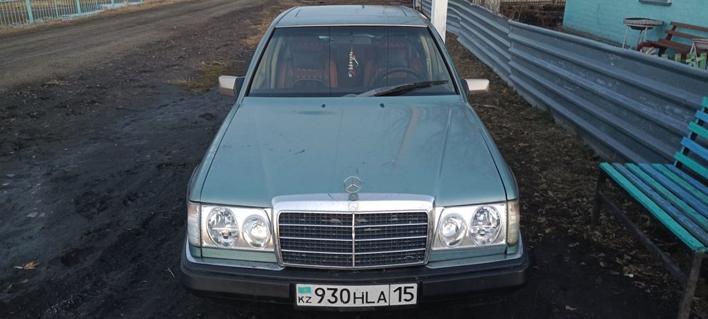 Продам мерседес 124