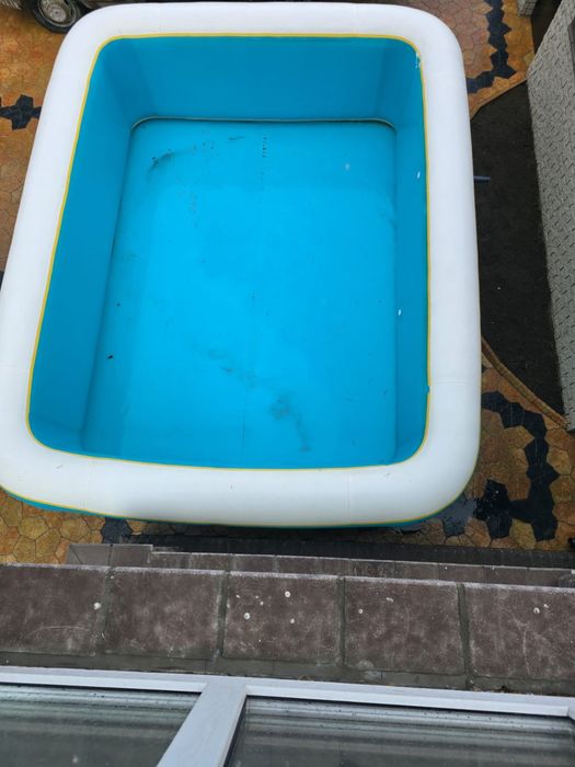 Продам надувной бассейн skypool