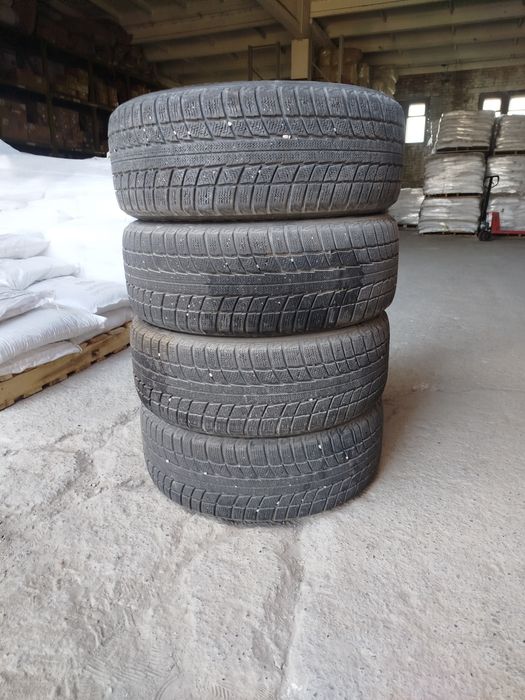 Продам зимние шины