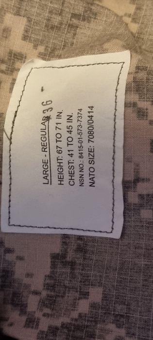 Vând uniforma militara tip NATO, barbati, nr. L