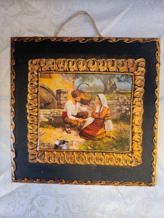 Картини размер 25/25 см на дървена основа.