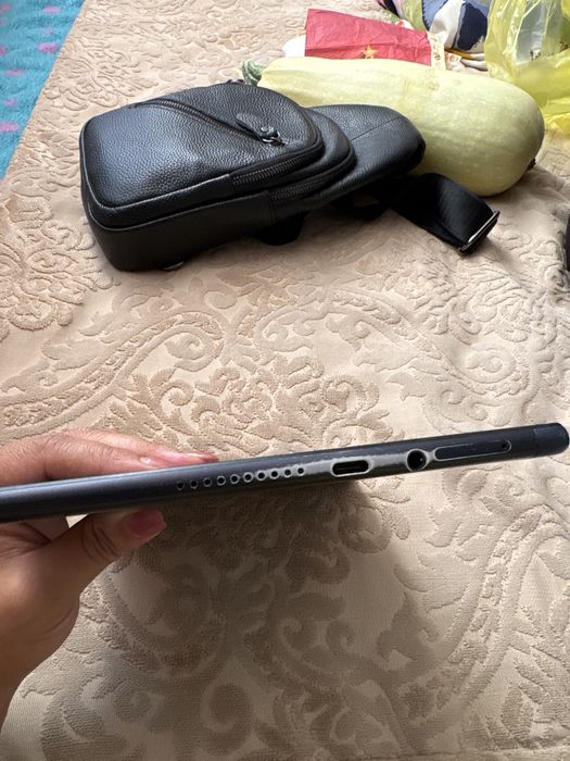 Продам планшет Huawei