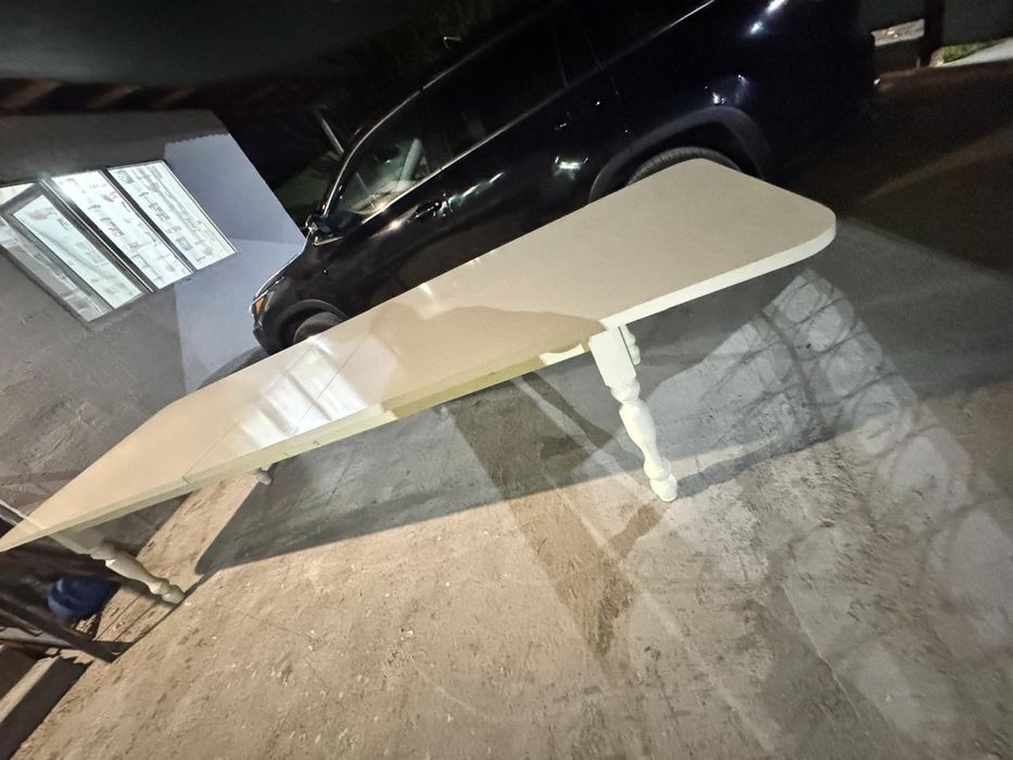 Продам стол деревянный