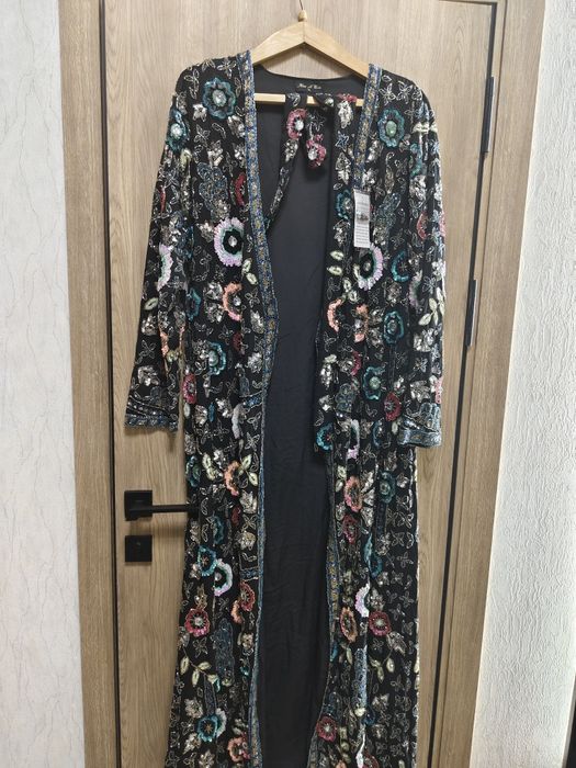 Продается шикарная абая ручной работы