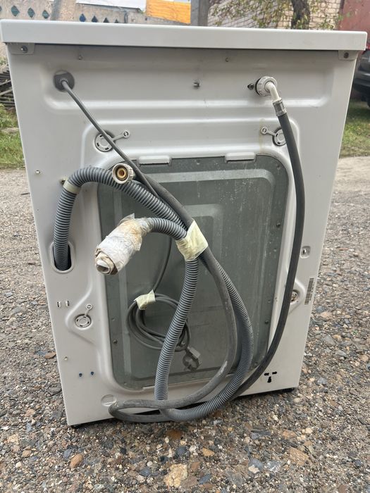 Продам стиральную машинку LG