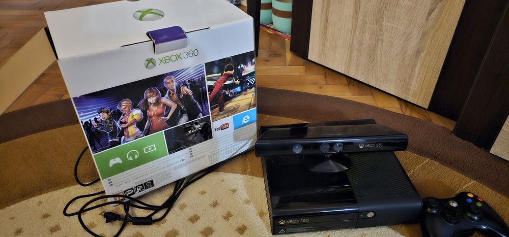 XBOX  360 Kinect