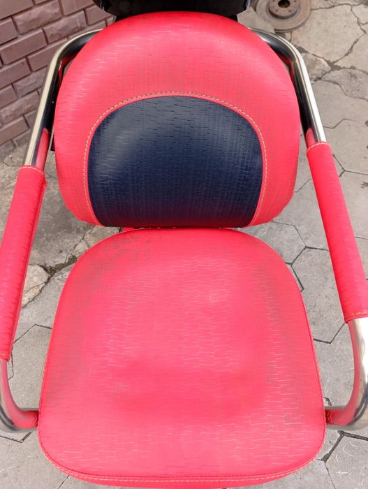 Мойка и кресло для парикмахерской