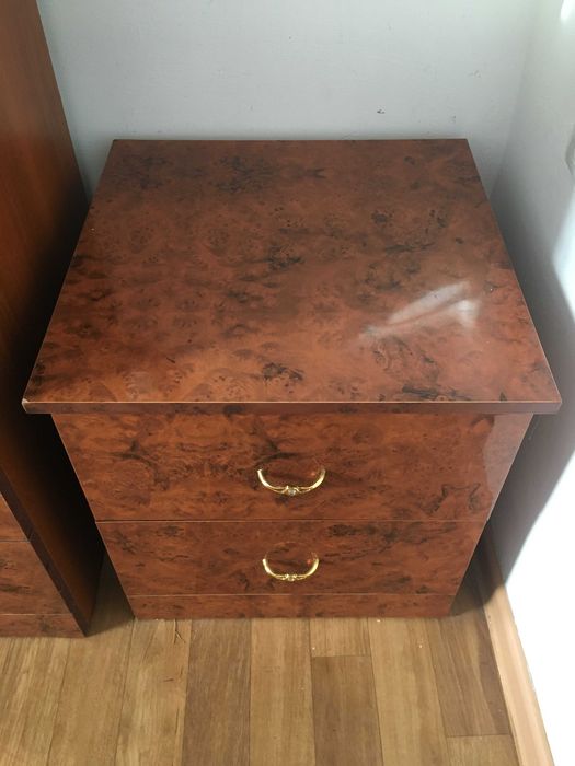 Спальный гарнитур