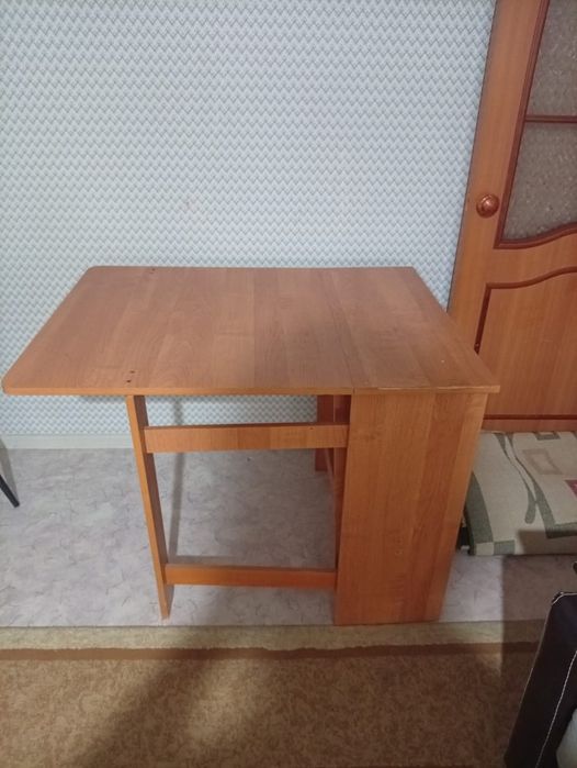 Продаю  кухонный гарнитур