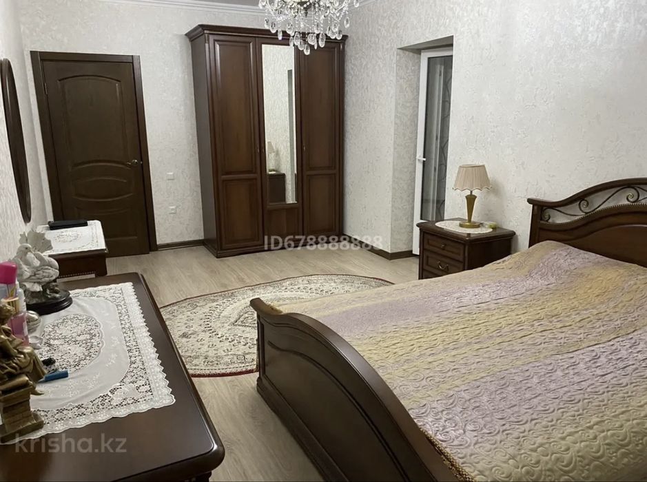 Продам спальный гарнитур