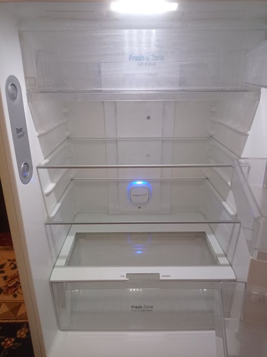 LG xolodilnik sotiladi SROCHNA