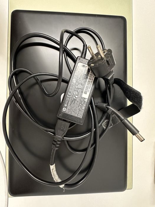 Laptop Compaq Presario CQ57