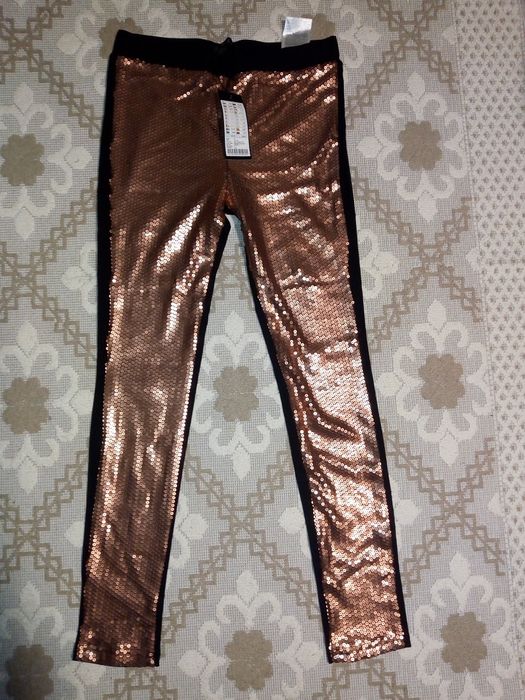 Бял гащеризон S-ка BERSHKA, дамски панталони-S,M/цени в описанието