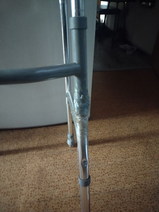 Продам ходунки ходунки