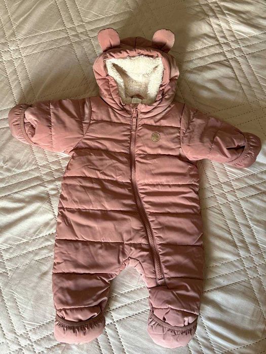 Продавам гащеризон, размер 56, в отлично състояние.