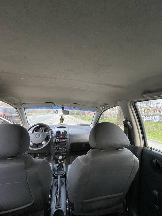 Se vinde chevrolet aveo 1.2 hatchback