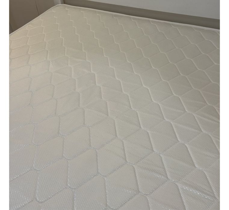 Матрас 140/200 новый